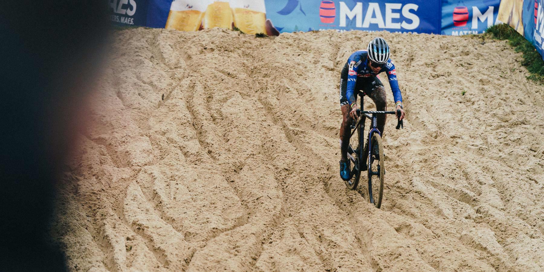 MAES Pils nieuwe main partner van de Telenet Superprestige