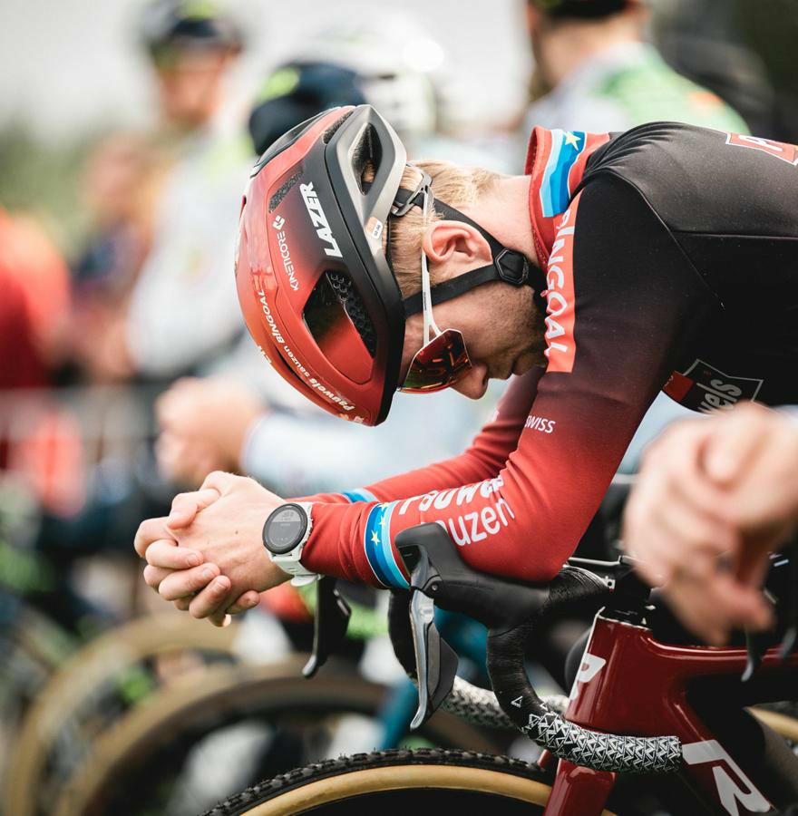 Strong lineup at the start of the Telenet Superprestige in Ruddervoorde