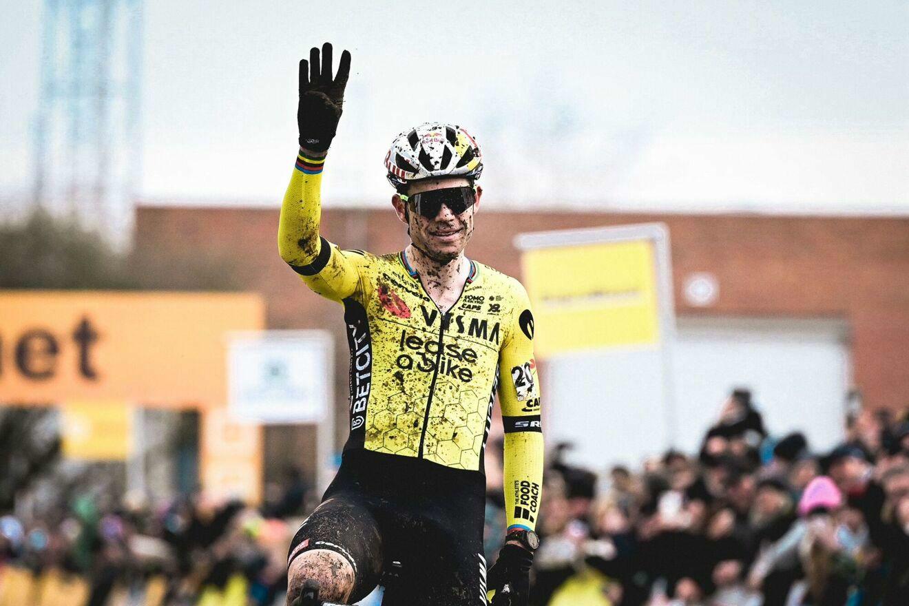 Wout van Aert strikes in Gullegem