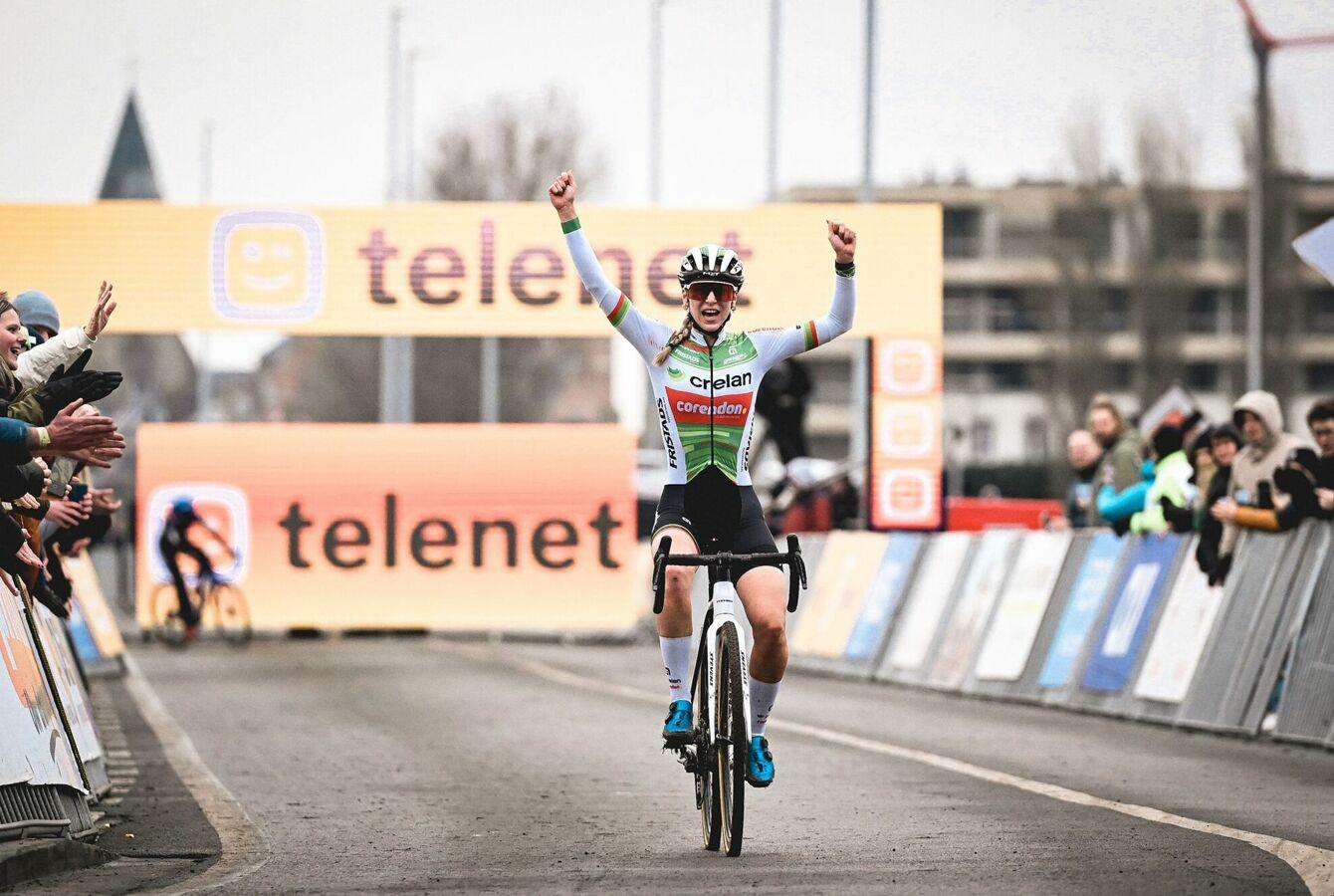 Inge Van der Heijden takes first Superprestige victory